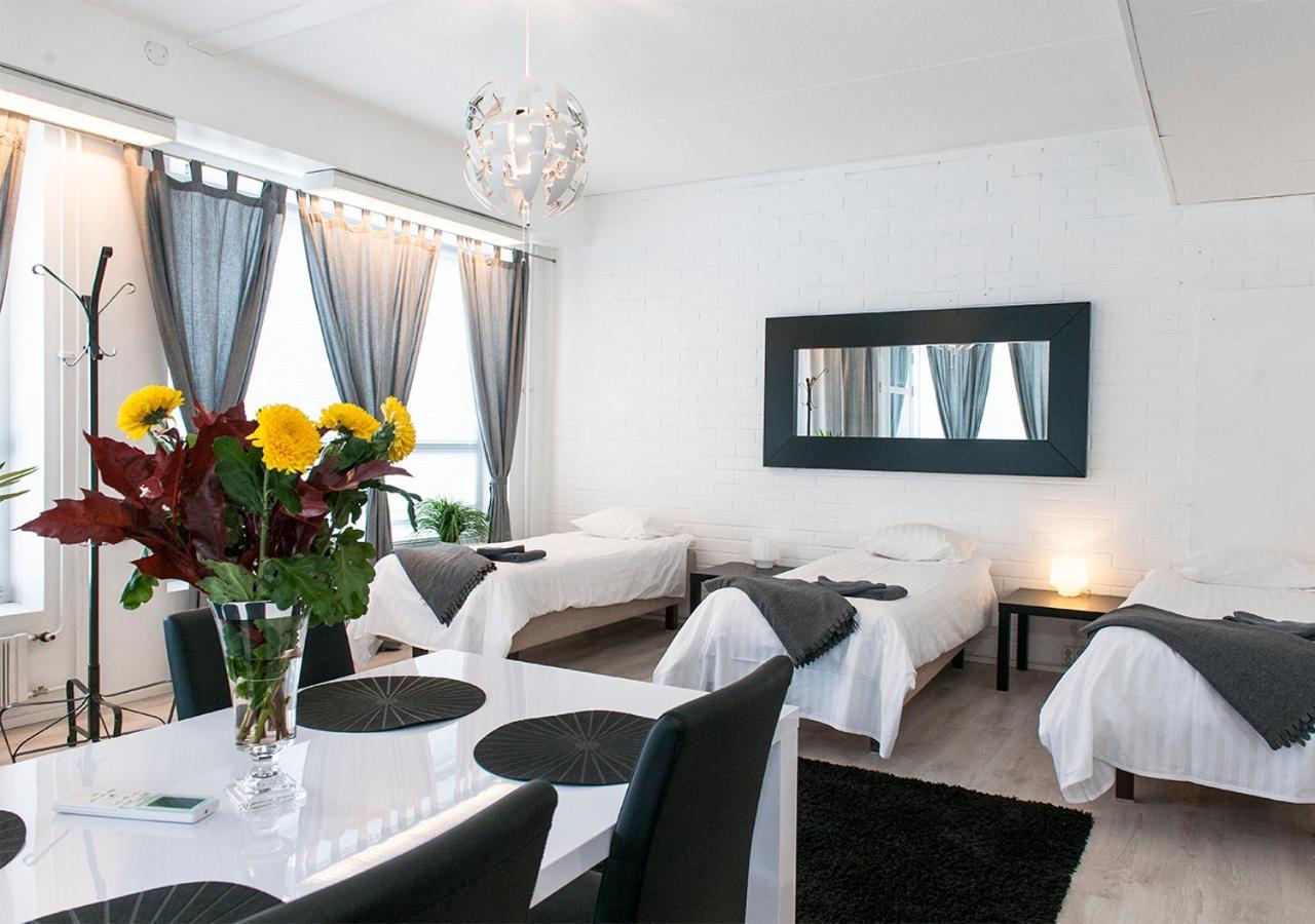 Hotelli & Ravintola Martinhovi Raisio ภายนอก รูปภาพ